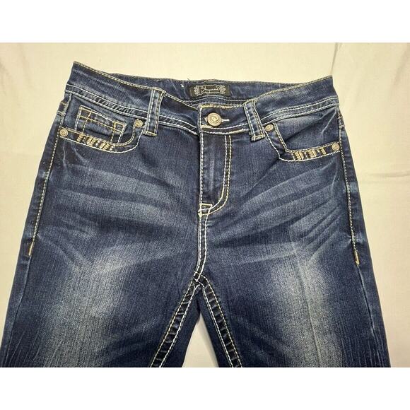 Shyanne Women's Dark Wash Rhinestone Anne Cropped Jeans - Size 27x21 - Picture 3 of 6